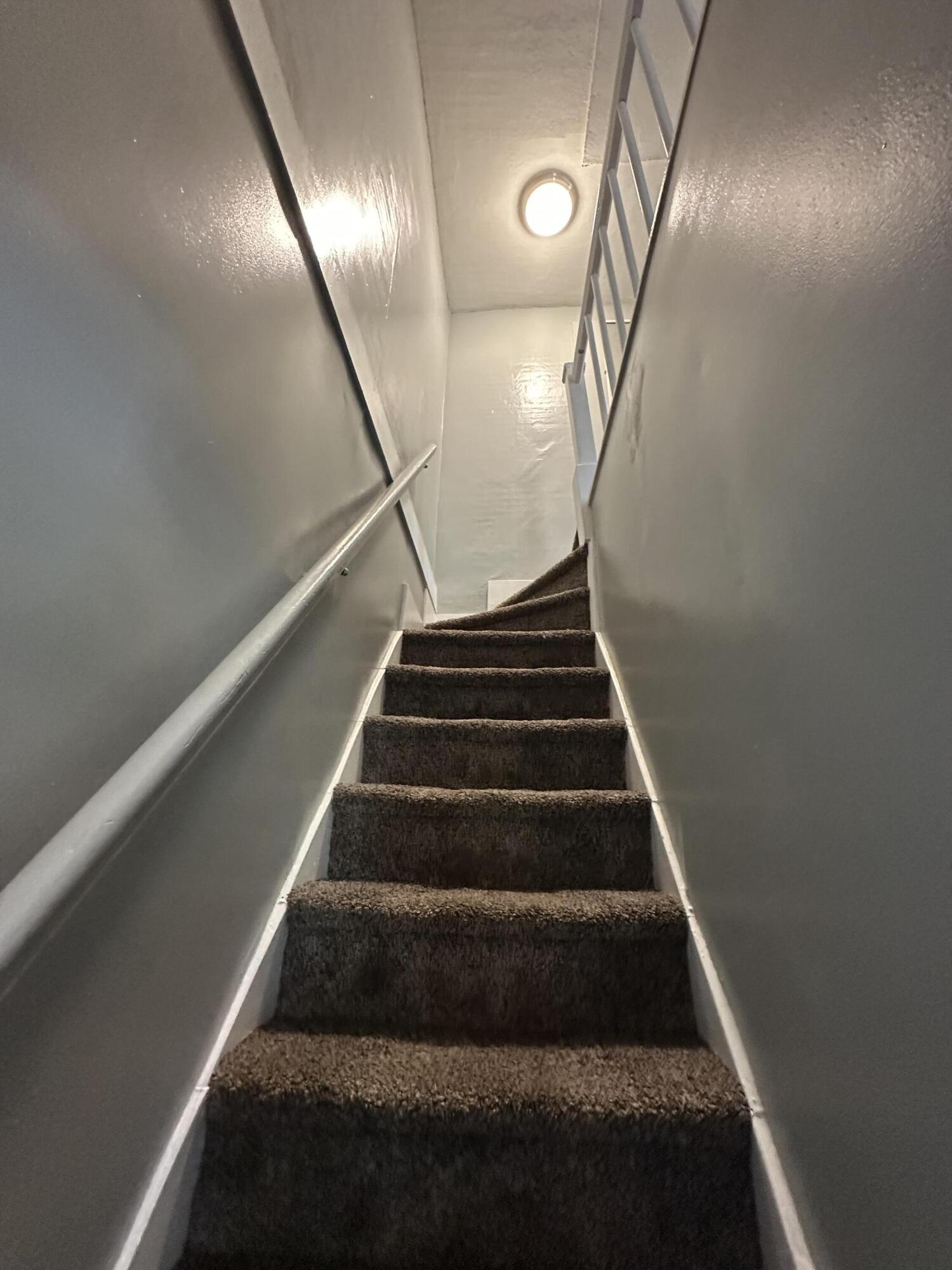 17-19 Prentiss Street Bangor, ME 04401 - Photo 15 of 26 IMG_7815