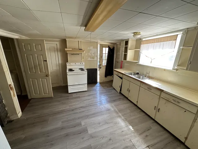 $335,000 | 17-19 Prentiss Street, Bangor, ME 04401