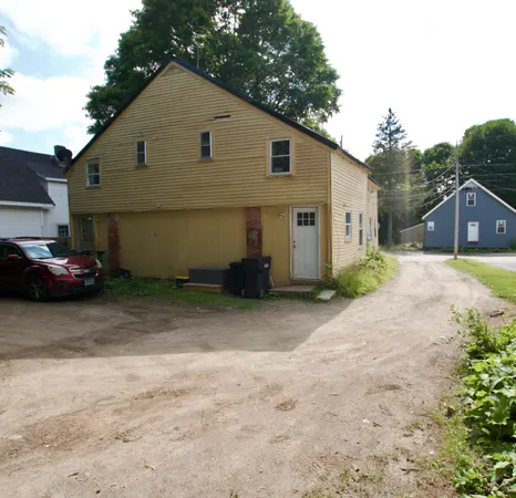 $335,000 | 17-19 Prentiss Street, Bangor, ME 04401