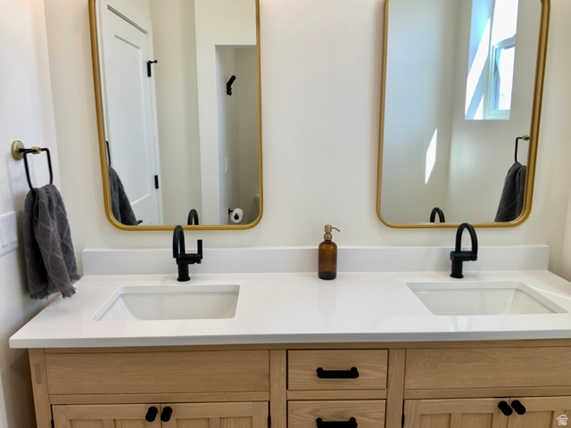 277 West 800 South Monroe, UT 84754 - Photo 25 of 46 Full bathroom featuring double vanity