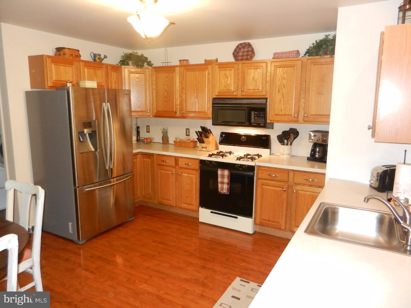 215 North View Road Fleetwood, PA 19522 - Photo 6 of 20 Gallery Image 6