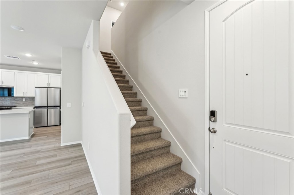 28591 Via Roble Temecula, CA 92591 - Photo 6 of 32