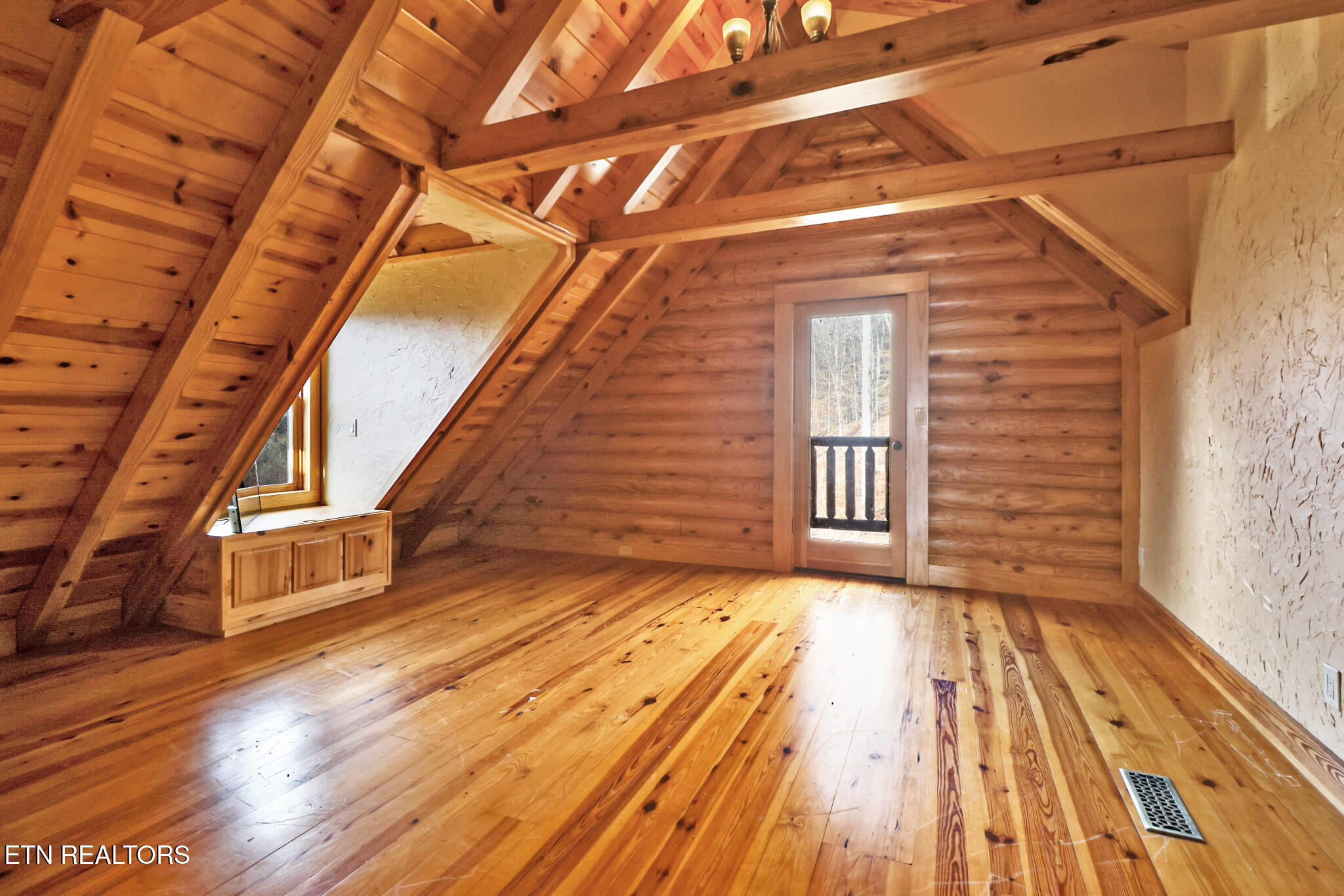 587 Flat Fork Road Wartburg, TN 37887 - Photo 17 of 36 if1a8327-if1a8331