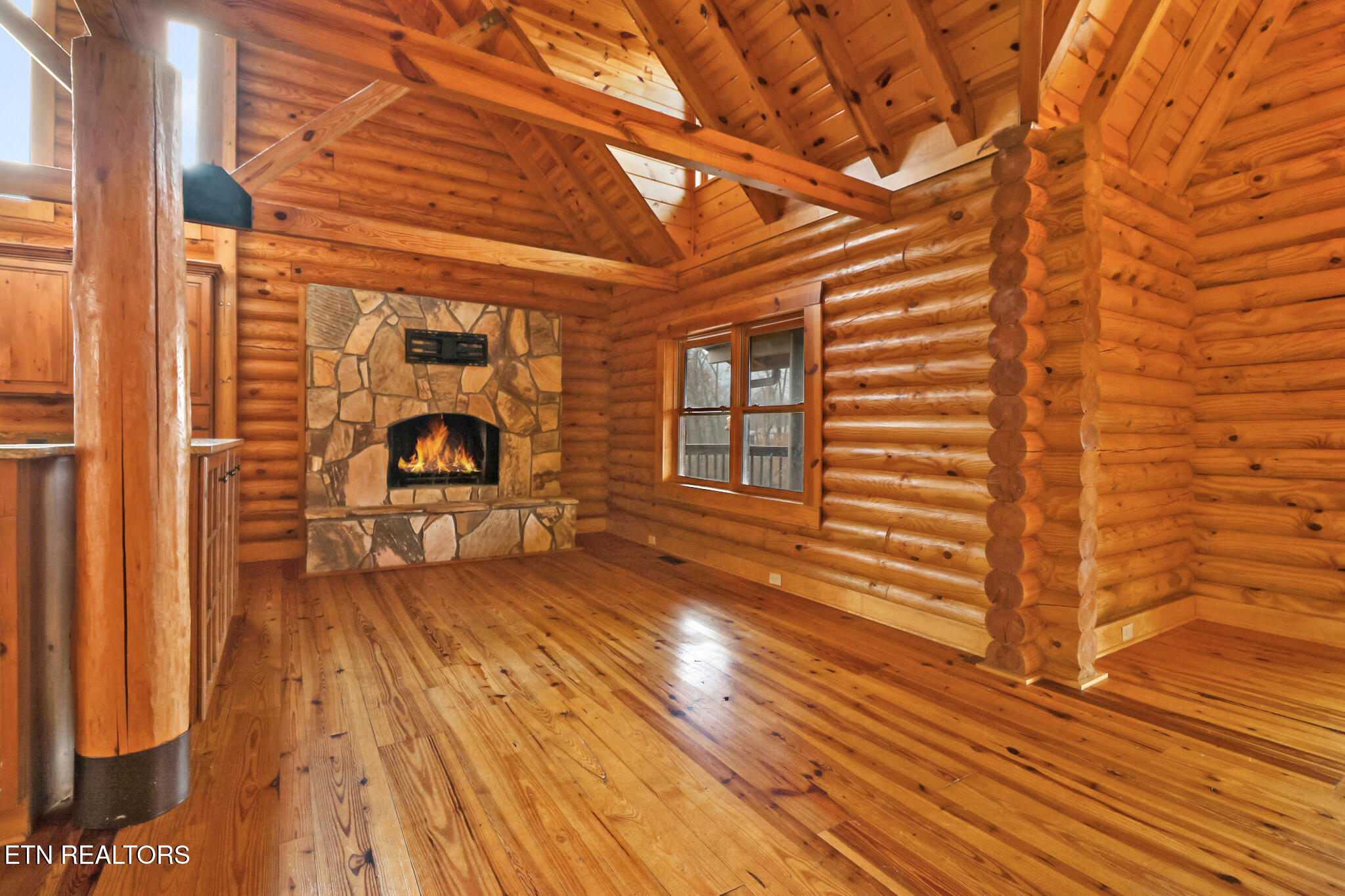 587 Flat Fork Road Wartburg, TN 37887 - Photo 8 of 36 if1a8262-if1a8266_optional