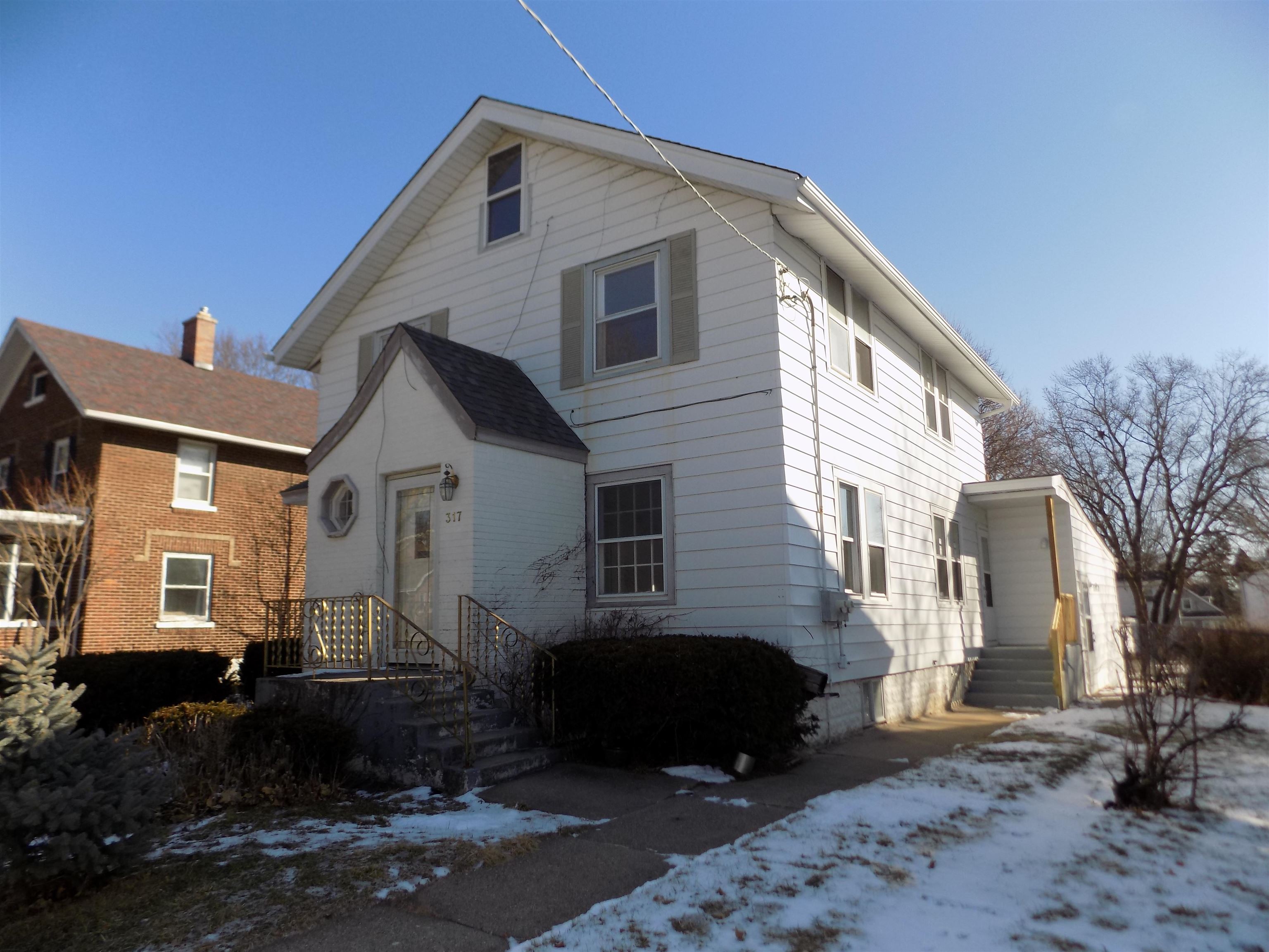 317 Rome Avenue Rockford, IL 61107 - Photo 2 of 75 Gallery Image 2