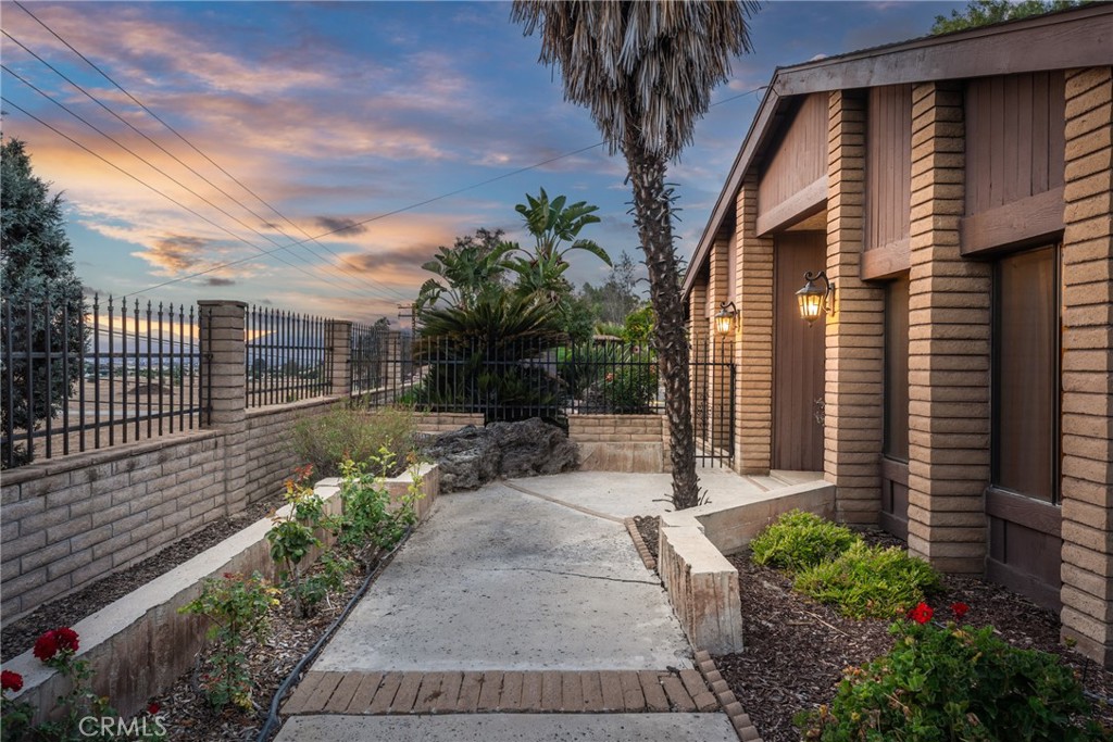11977 San Timoteo Canyon Road Redlands, CA 92373 - Photo 3 of 75