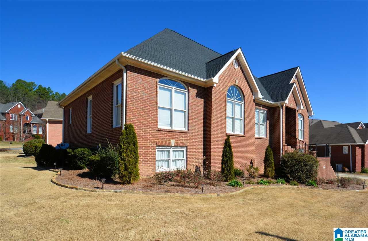 609 Meadow Ridge Drive Birmingham, AL 35242 - Photo 2 of 39