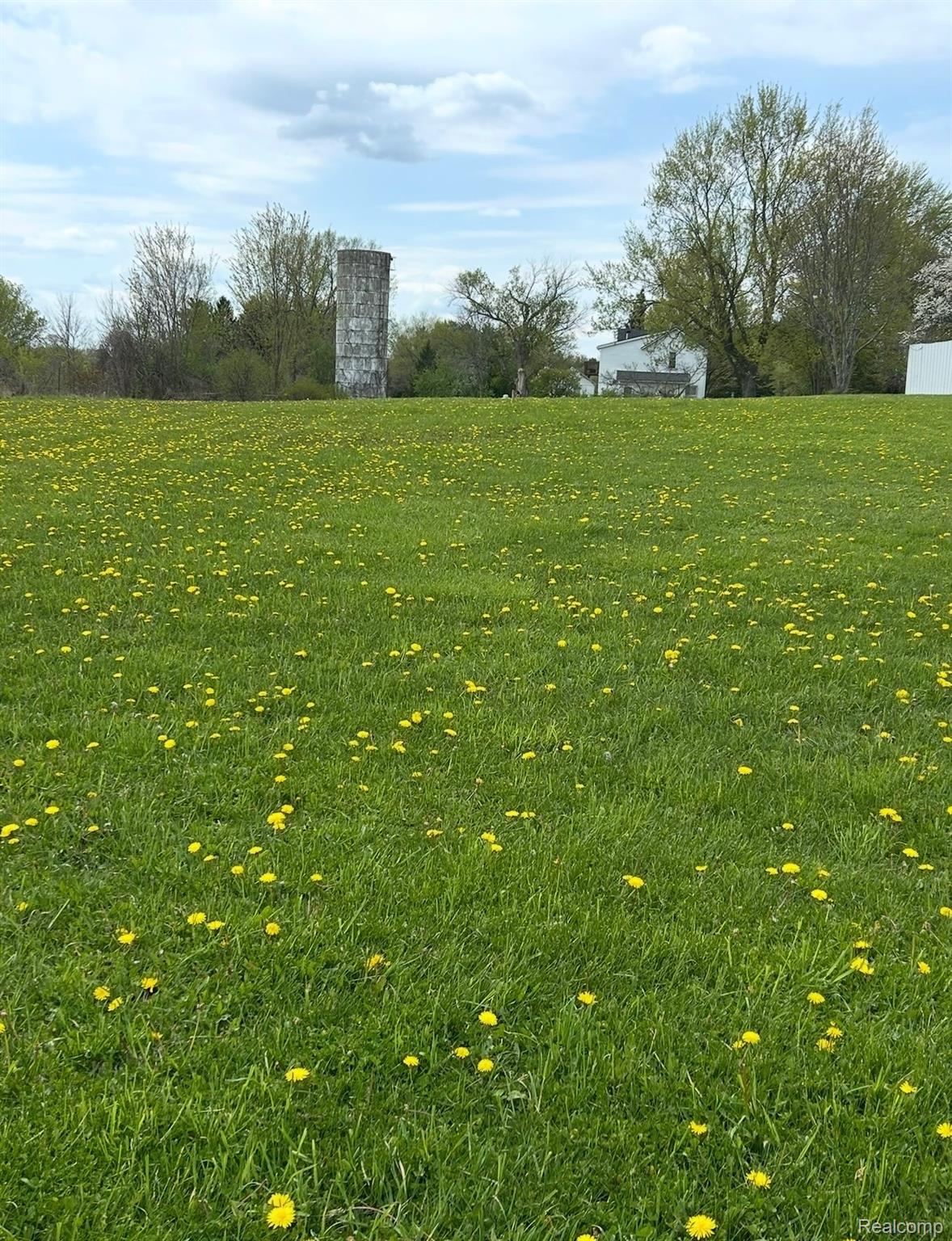 1285 South Cummings Road Davison, MI 48423 - Photo 21 of 68 IMG_6830.jpeg