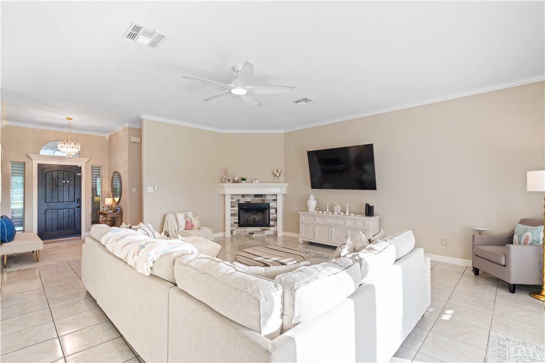 2601 Wool Drive Corpus Christi, TX 78414 - Photo 10 of 25 a living room with furniture and a flat screen tv