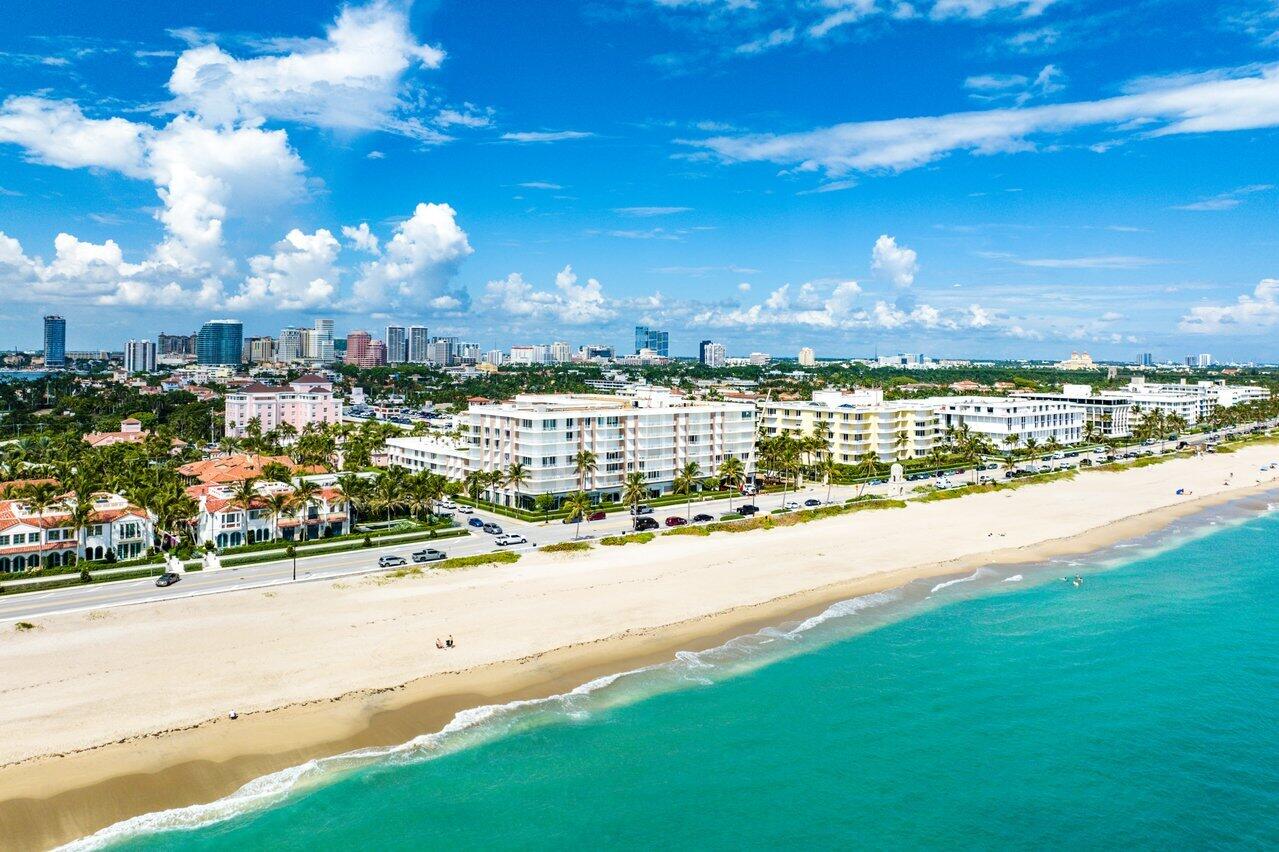 100 Worth Avenue, Unit 220 Palm Beach, FL 33480 - Photo 20 of 22 a view of a city