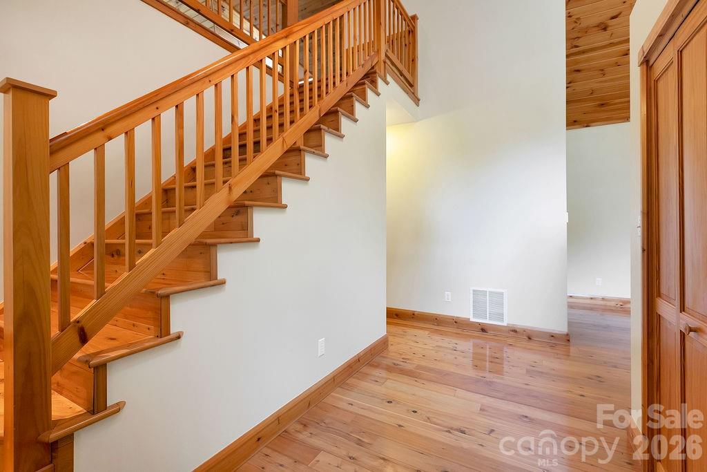 40 Walnut Ridge Road Brevard, NC 28712 - Photo 9 of 47 a view of entryway with wooden floor