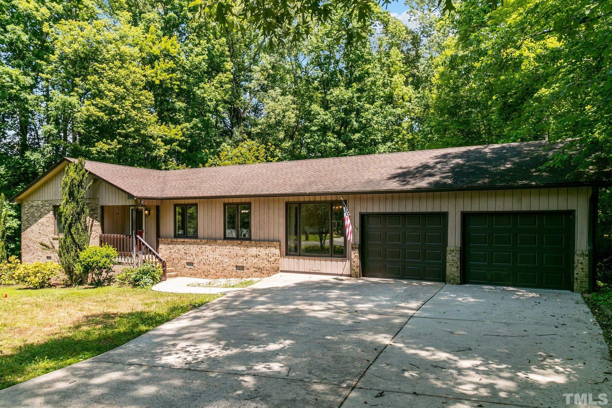 7068 Oak Road Sanford, NC 27332 - Photo 4 of 34