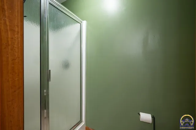 $289,000 | 1022 Southwest Morna Drive, Topeka, KS 66604