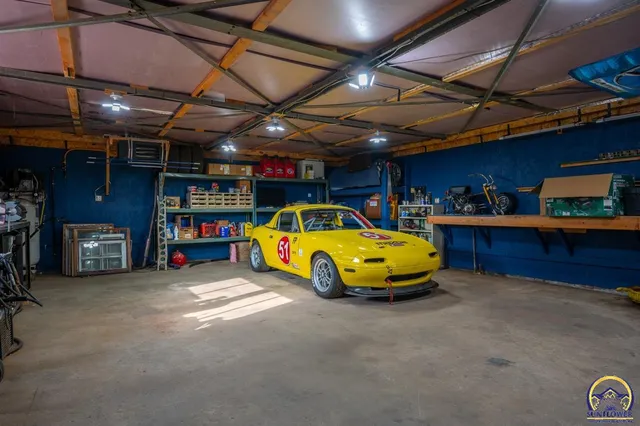 $289,000 | 1022 Southwest Morna Drive, Topeka, KS 66604