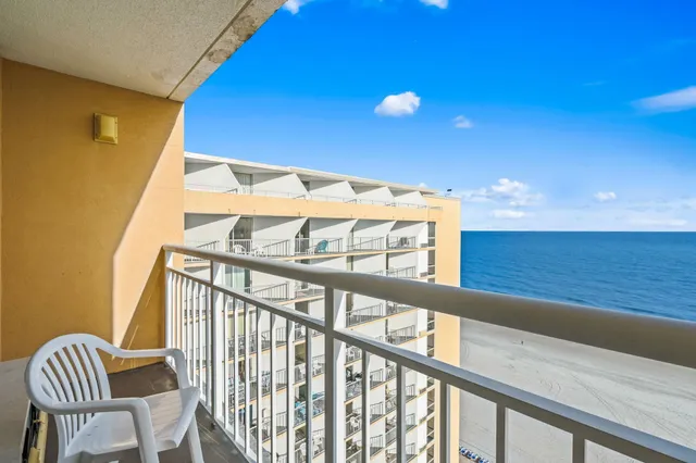 $324,999 | 9550 Shore Drive, Unit 1635/1636, Myrtle Beach, SC 29572