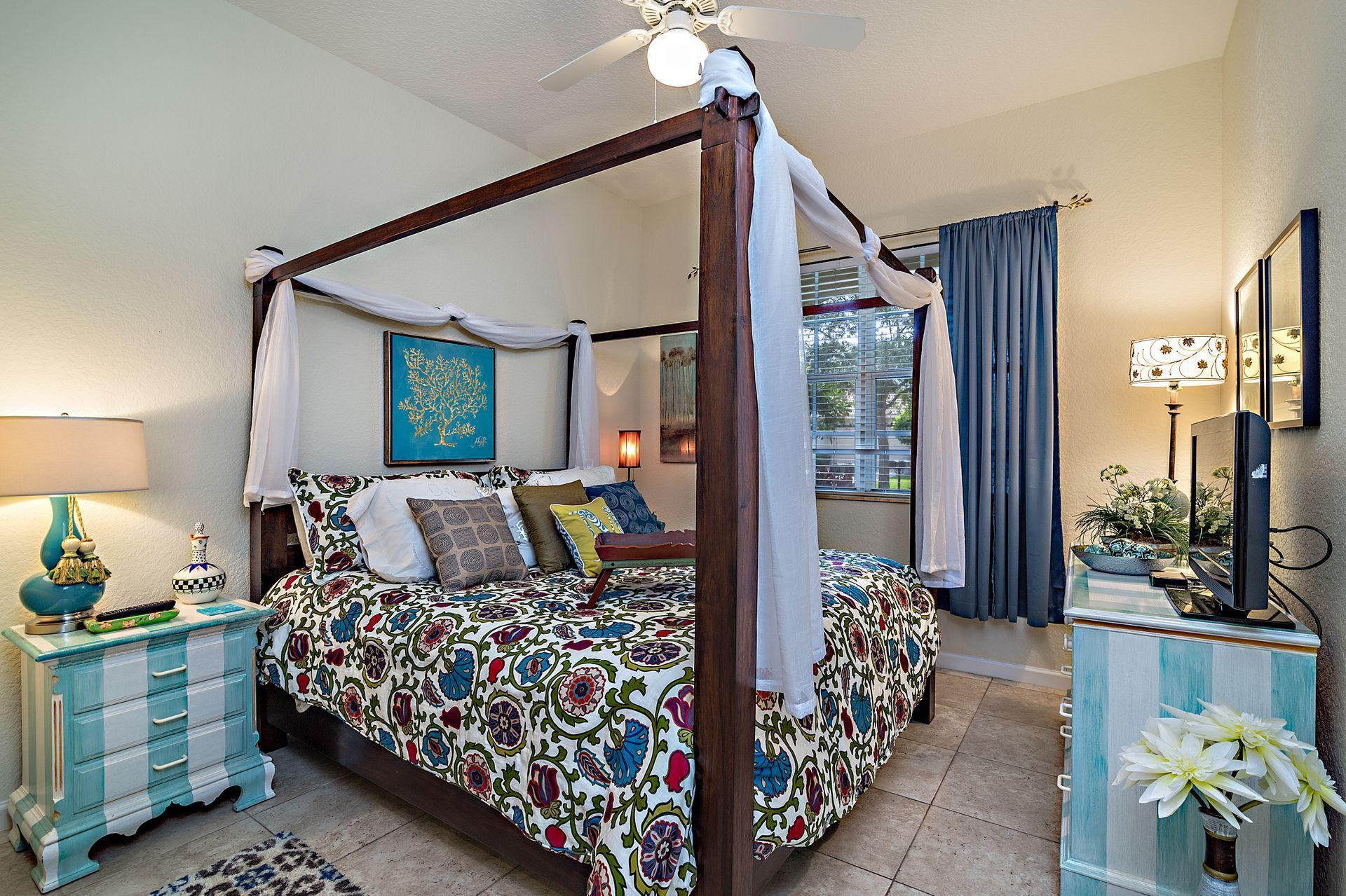 122 Via Castilla Jupiter, FL 33458 - Photo 16 of 40 Second Bedroom