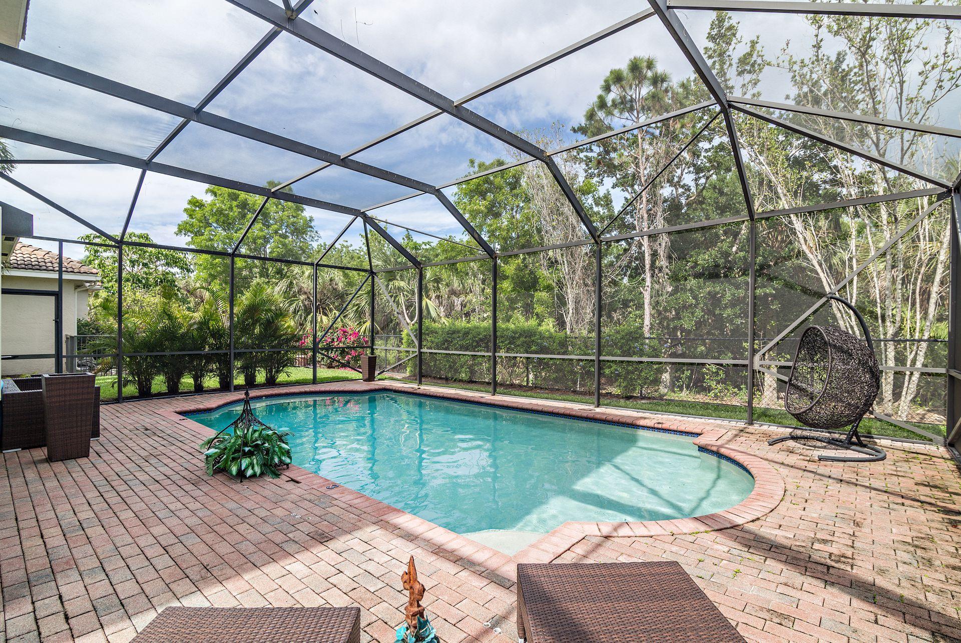 122 Via Castilla Jupiter, FL 33458 - Photo 24 of 40 Pool