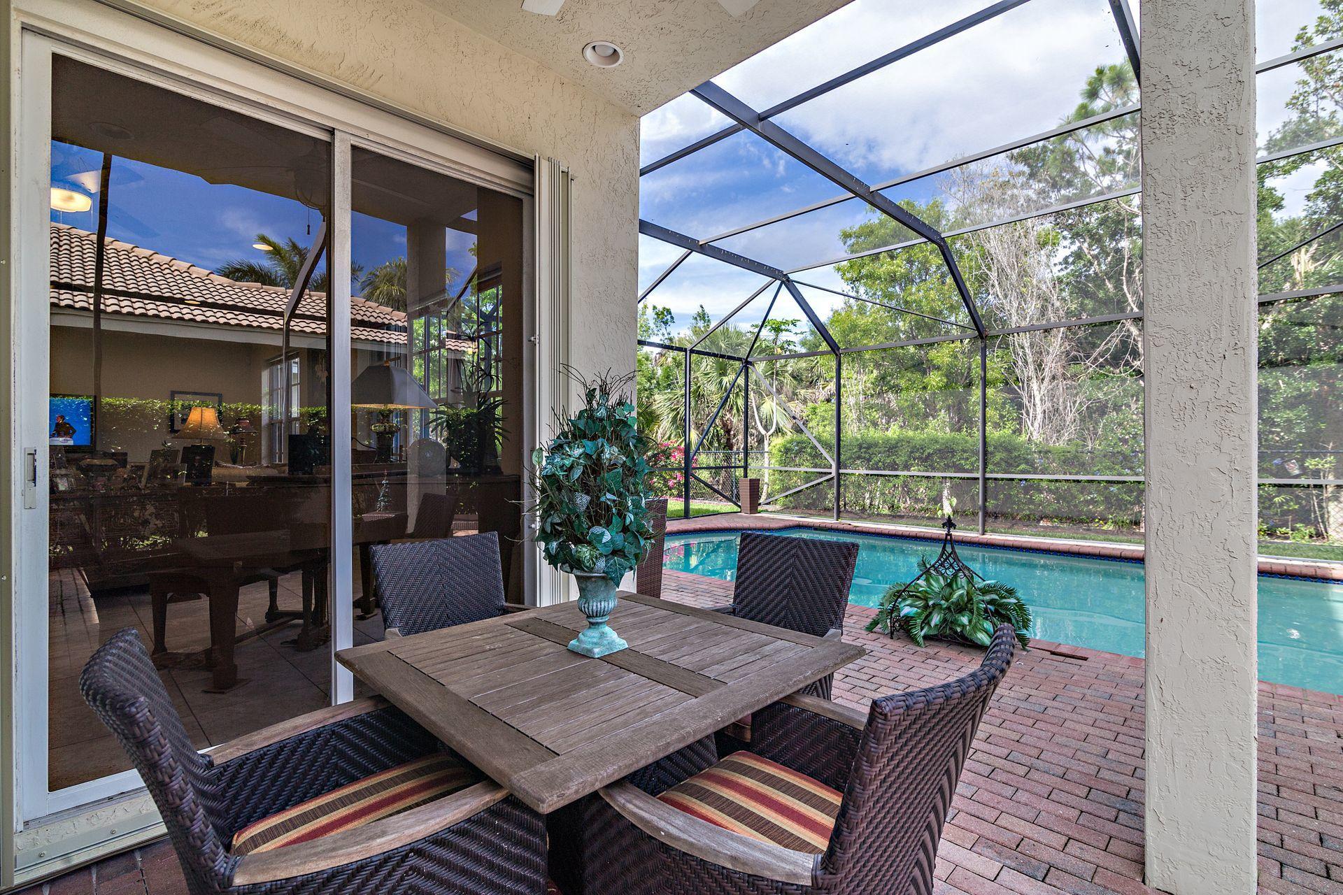 122 Via Castilla Jupiter, FL 33458 - Photo 27 of 40 Lanai