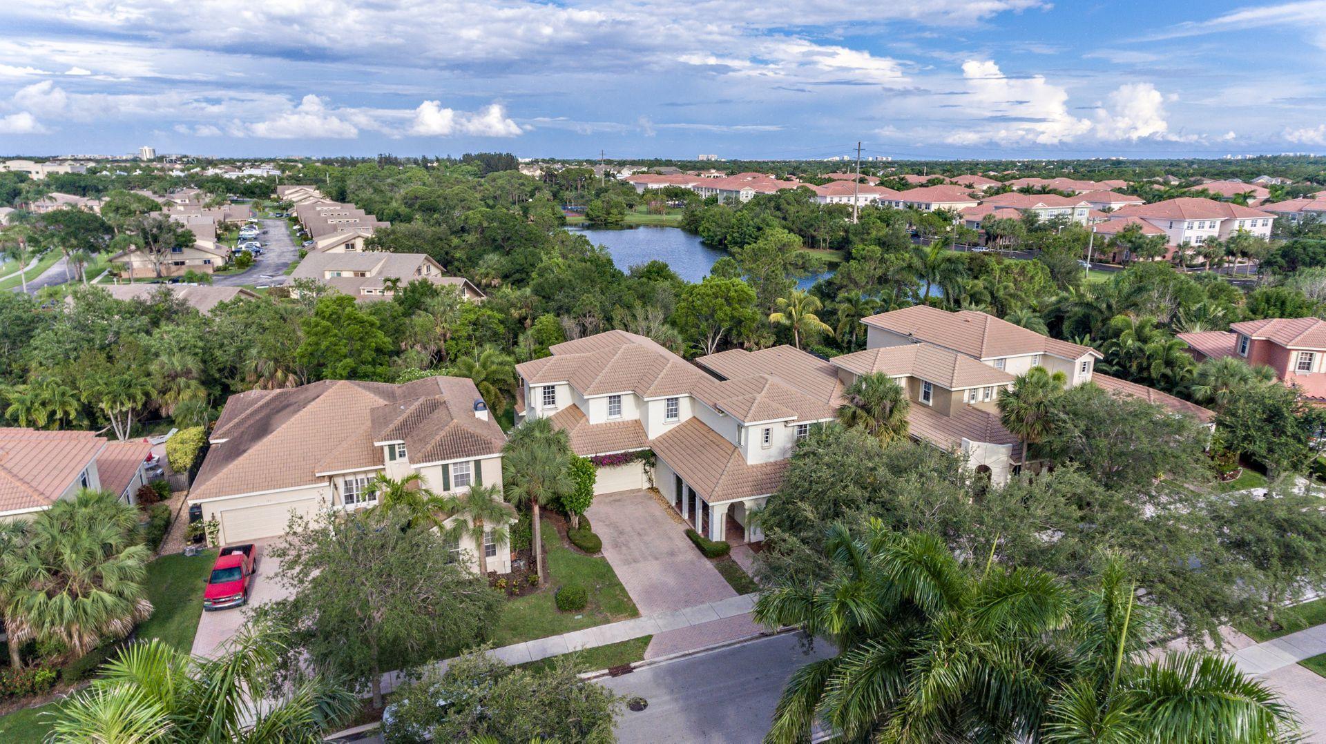 122 Via Castilla Jupiter, FL 33458 - Photo 34 of 40 Aerial View