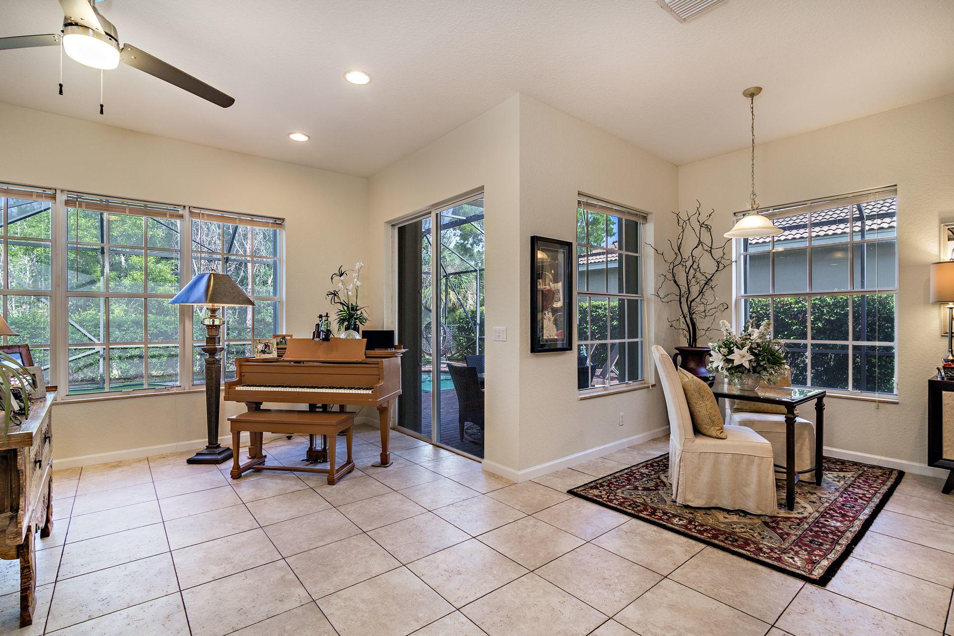 122 Via Castilla Jupiter, FL 33458 - Photo 8 of 40 Great Room