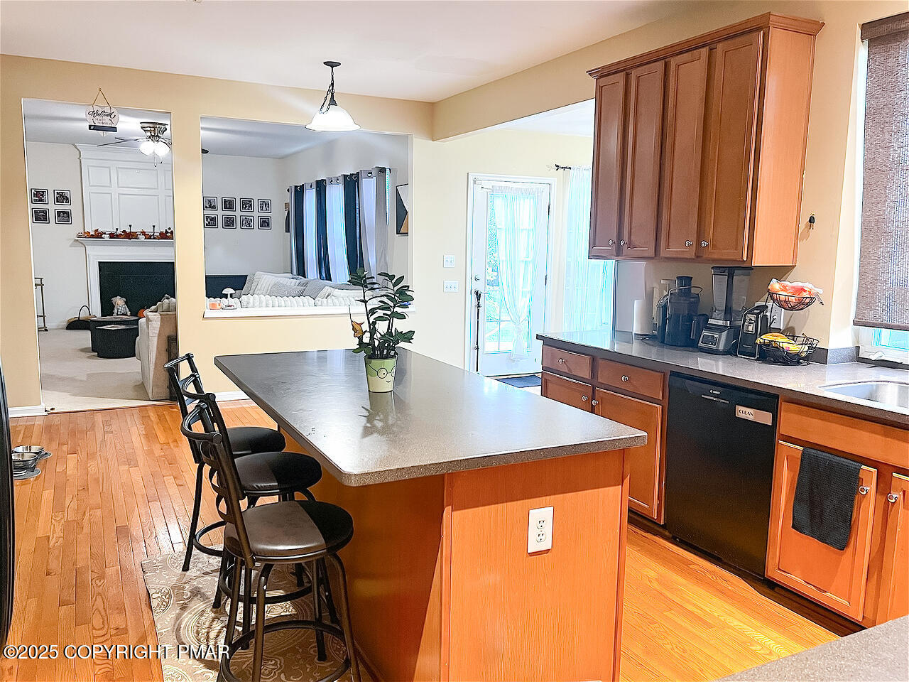 1649 Thorndale Road, Unit LOT 70 Breinigsville, PA 18031 - Photo 7 of 19 Thornsdale Kitchen