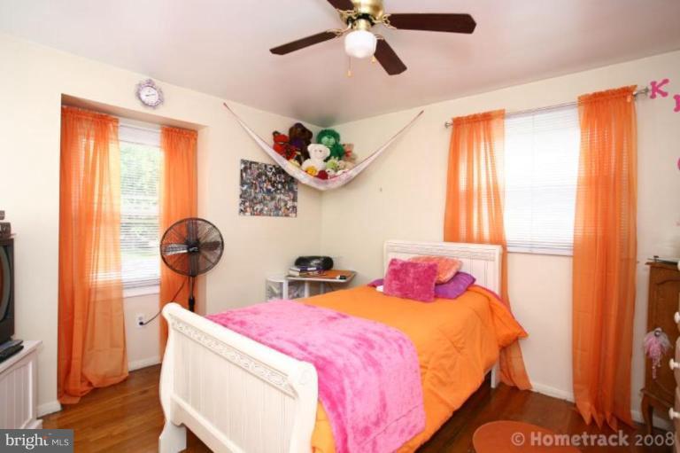 5714 Van Dyke Road Baltimore, MD 21206 - Photo 13 of 16 Bedroom #3