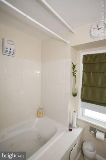 5714 Van Dyke Road Baltimore, MD 21206 - Photo 14 of 16 Bath #1