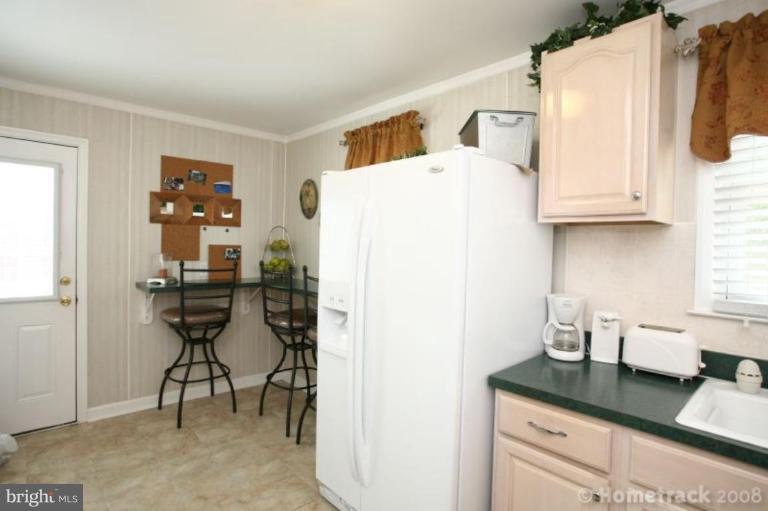 5714 Van Dyke Road Baltimore, MD 21206 - Photo 10 of 16 Kitchen #2