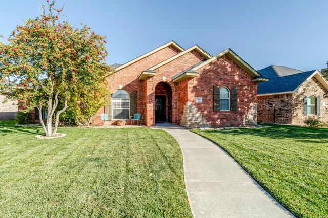$320,000 | 7703 El Paso Drive, Amarillo, TX 79118