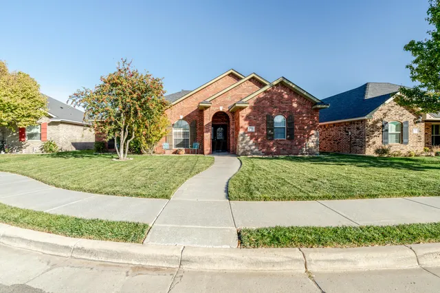 $320,000 | 7703 El Paso Drive, Amarillo, TX 79118