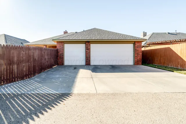 $320,000 | 7703 El Paso Drive, Amarillo, TX 79118