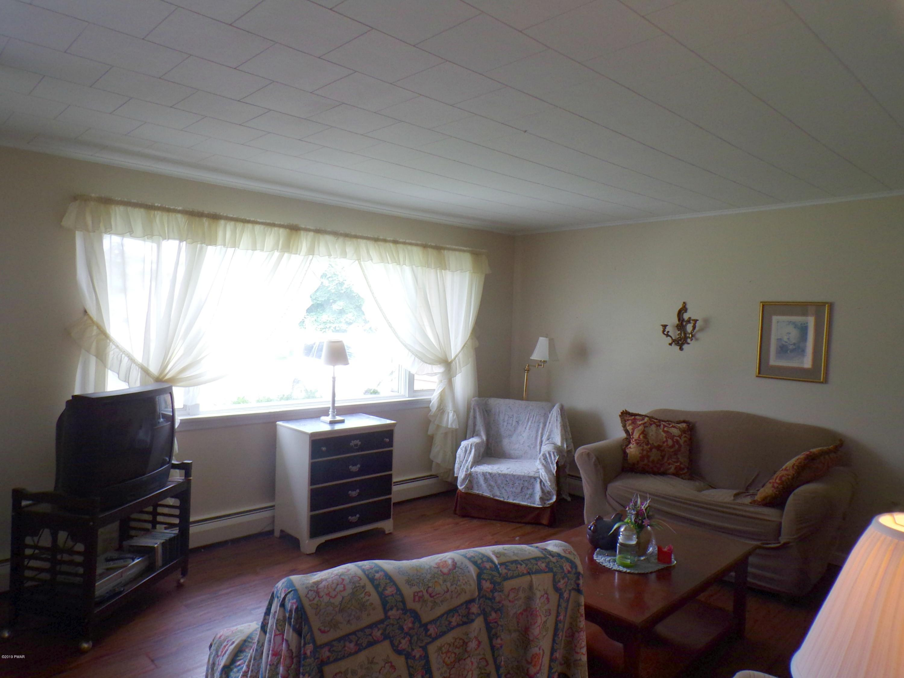 27 Little Beach Lake Road Beach Lake, PA 18405 - Photo 6 of 14 Living Room