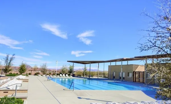 $2,000 | 716 North Water Street, Henderson, NV 89015