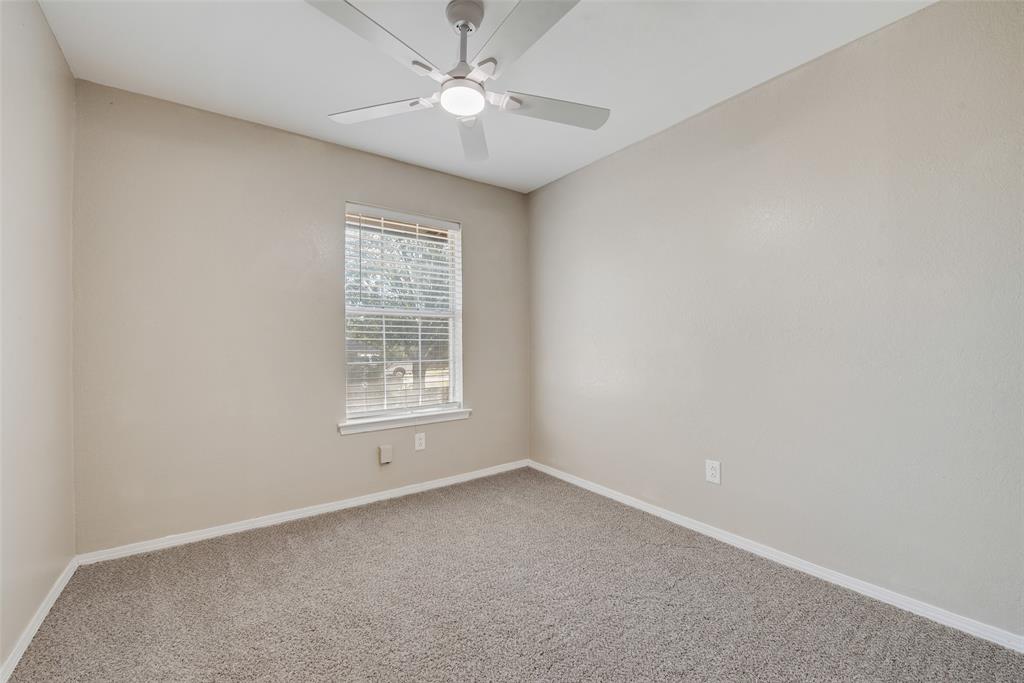 206 East Maple Street Keene, TX 76059 - Photo 14 of 22