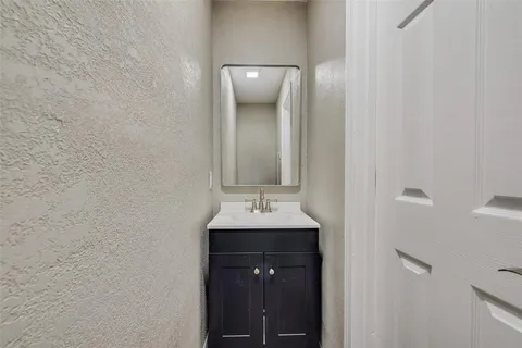 $225,000 | 206 East Maple Street, Keene, TX 76059