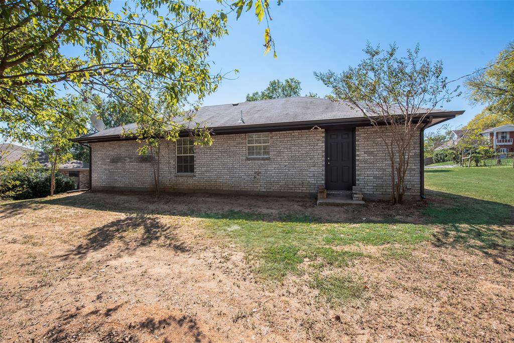 206 East Maple Street Keene, TX 76059 - Photo 20 of 22