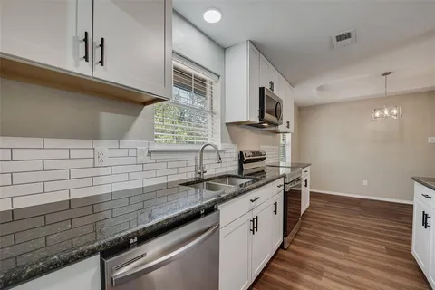 $225,000 | 206 East Maple Street, Keene, TX 76059