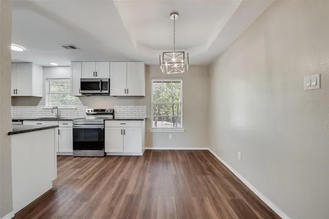 $225,000 | 206 East Maple Street, Keene, TX 76059