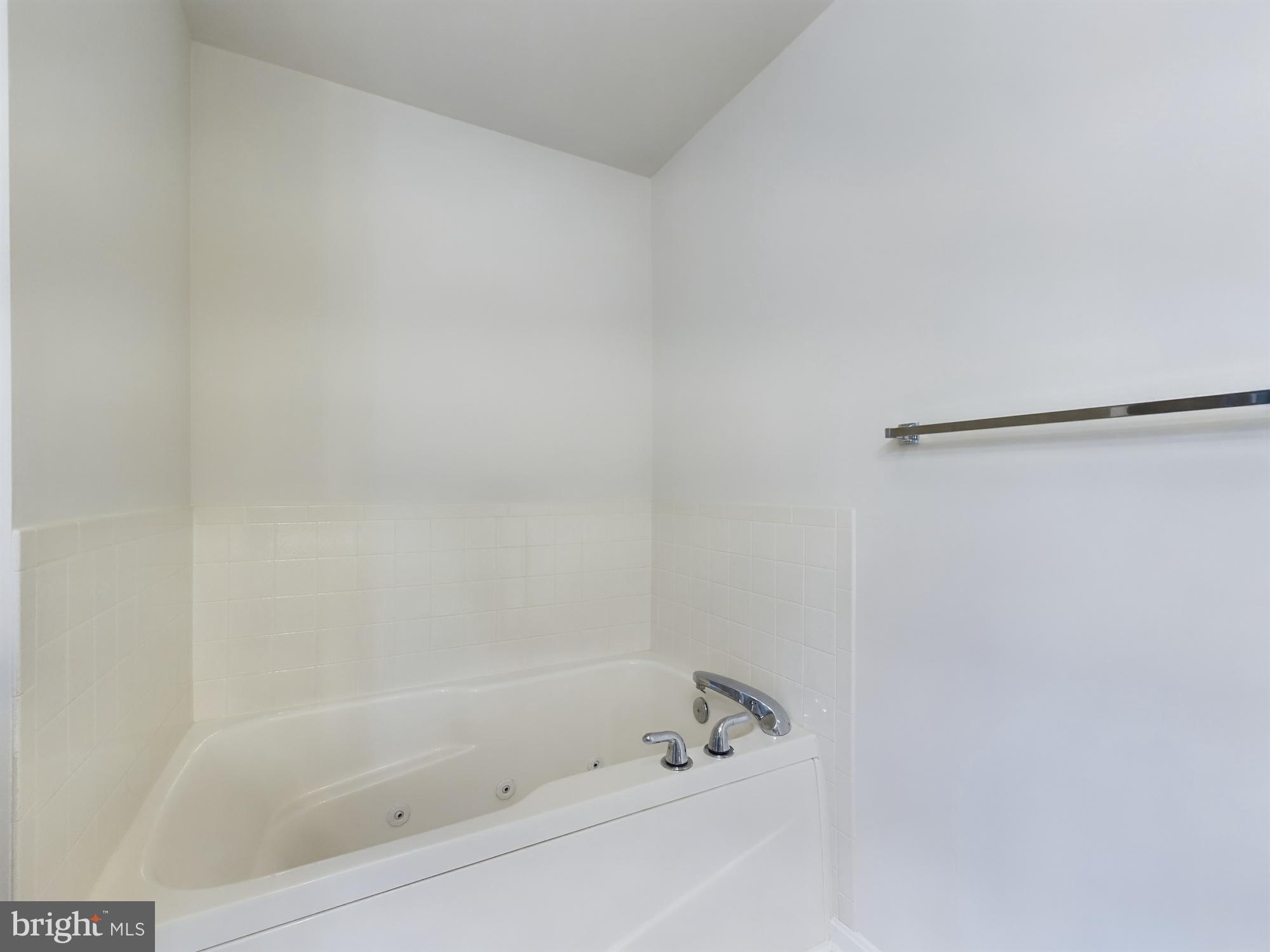 302 Baughmans Lane, Unit M Frederick, MD 21702 - Photo 28 of 39