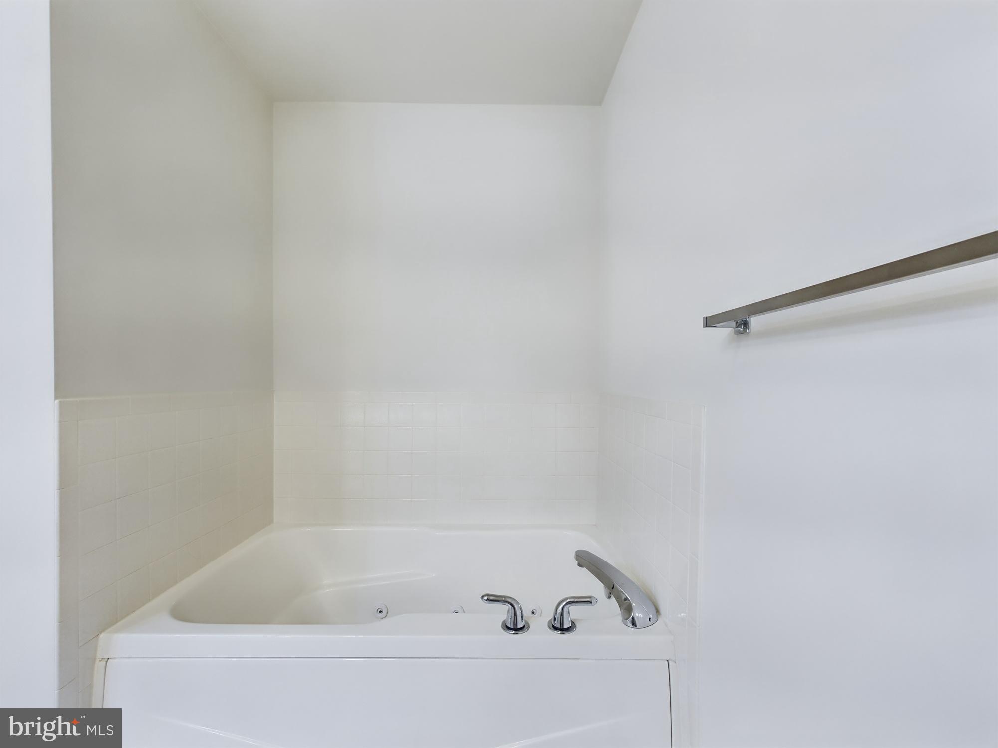 302 Baughmans Lane, Unit M Frederick, MD 21702 - Photo 30 of 39