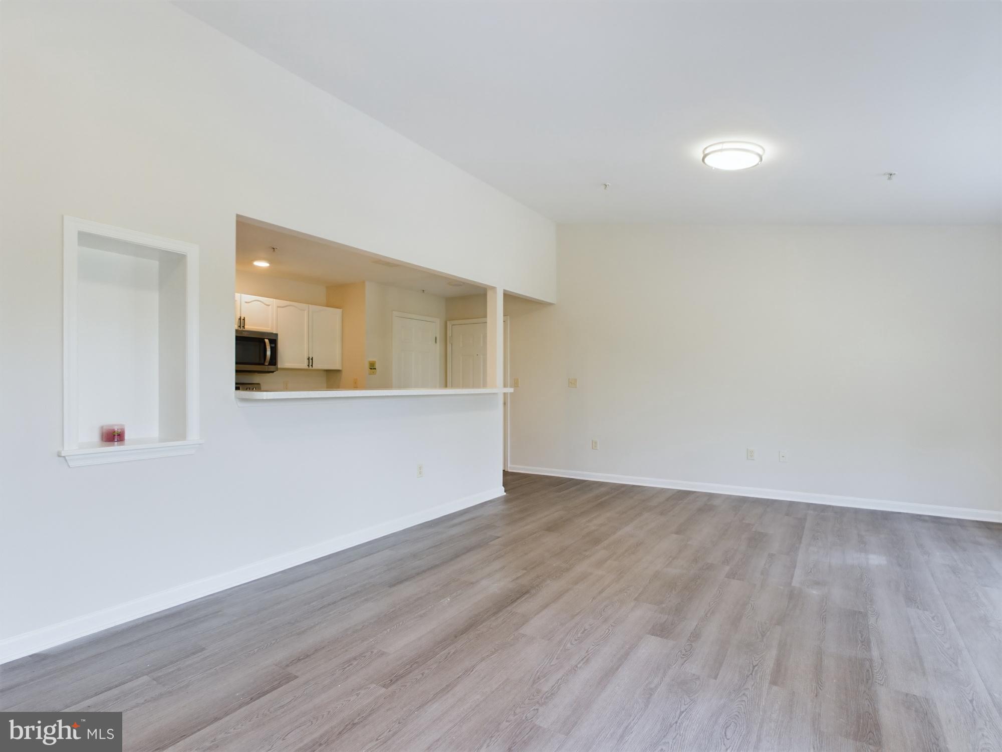 302 Baughmans Lane, Unit M Frederick, MD 21702 - Photo 7 of 39