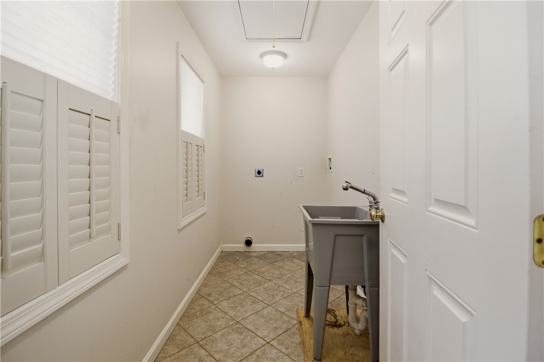 1861 East Main Road Portsmouth, RI 02871 - Photo 18 of 35 Laundry Room (Tenant to provide their own washer & dryer)
