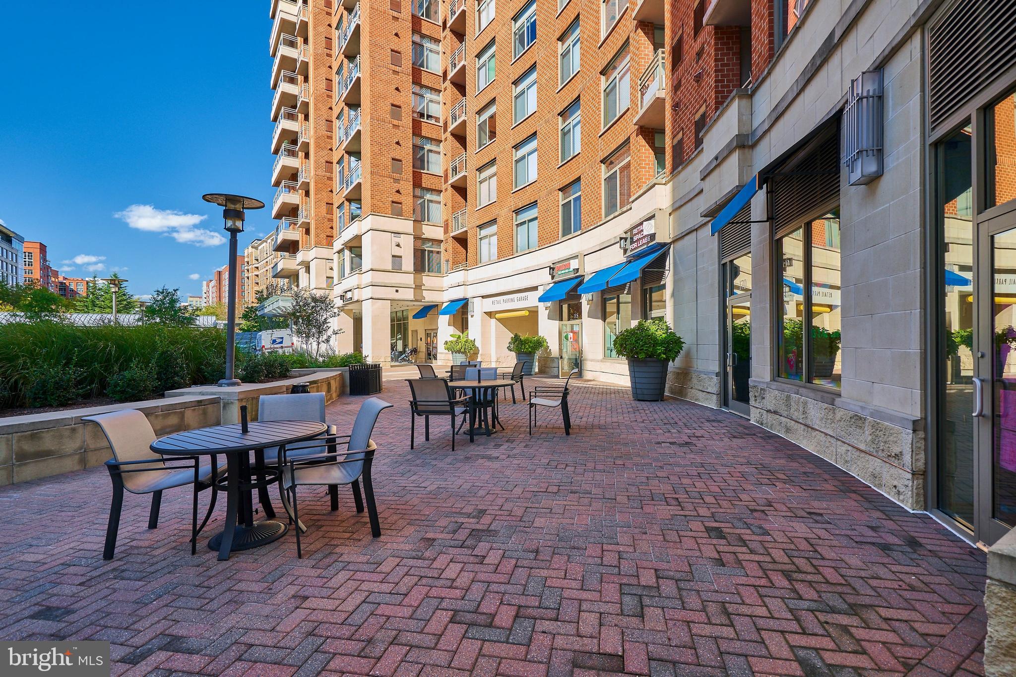 3650 South Glebe Road, Unit 652 Arlington, VA 22202 - Photo 49 of 54 a view of a building with sitting area