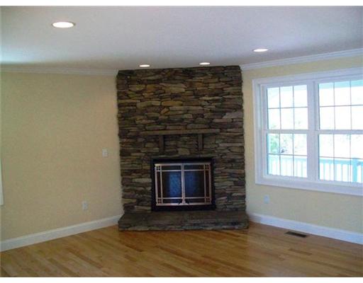 435 Lake Road Tiverton, RI 02878 - Photo 5 of 12 Living Room.