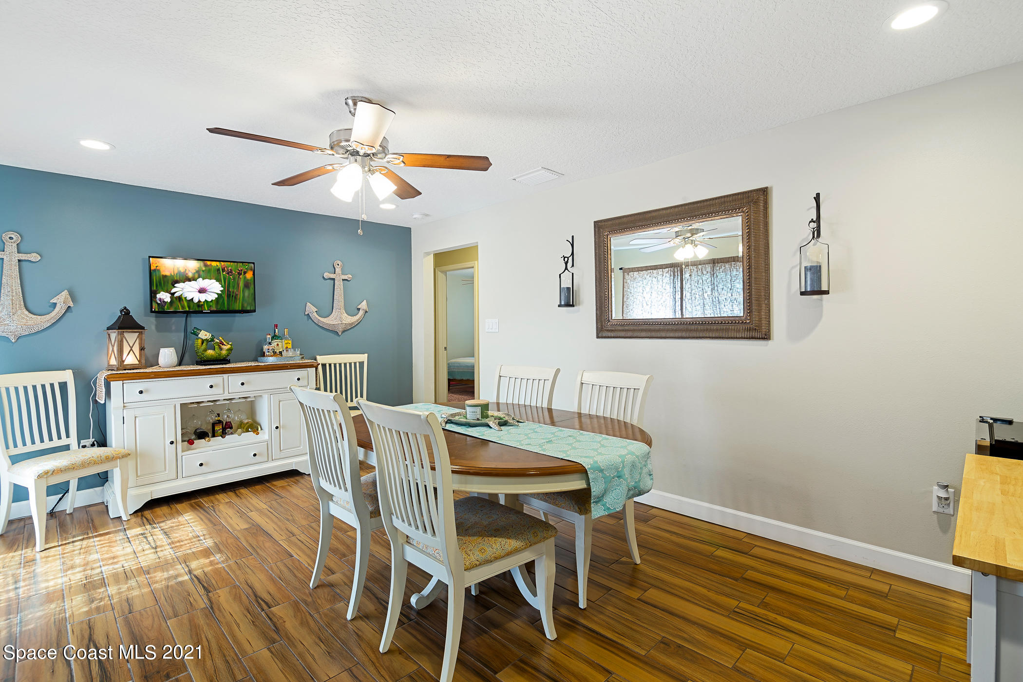 871 Kings Post Road Rockledge, FL 32955 - Photo 8 of 18 Eat in Kitchen