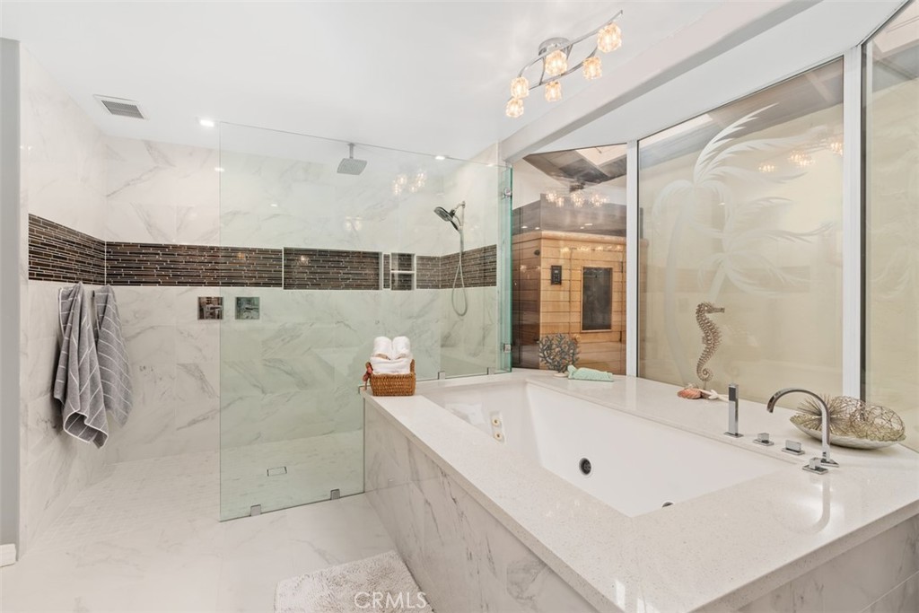 3950 Concordia Lane Fallbrook, CA 92028 - Photo 26 of 51 Primary Bathroom