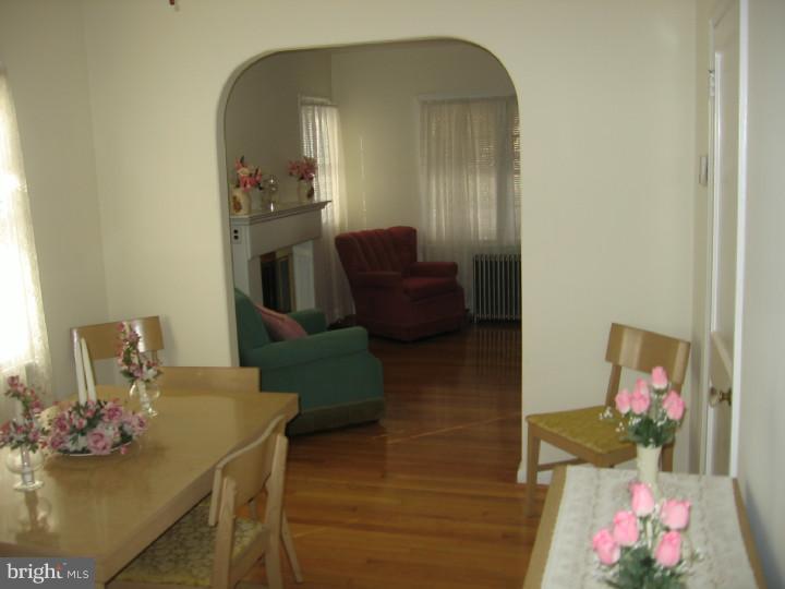 205 Upland Road Brookhaven, PA 19015 - Photo 6 of 25 Dining Room