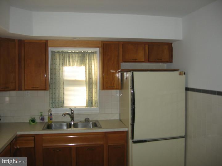 205 Upland Road Brookhaven, PA 19015 - Photo 9 of 25 Kitchen