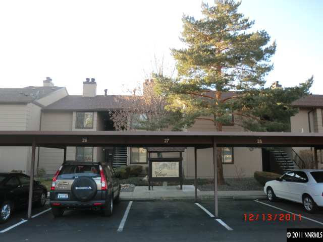 4873 Reggie Road Reno, NV 89502 - Photo 4 of 13 Photo 4
