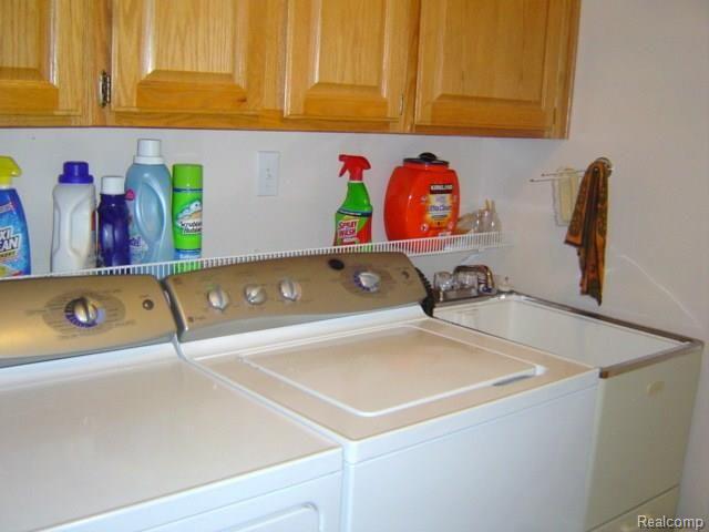 1416 Sandy Ridge Drive Rochester Hills, MI 48306 - Photo 31 of 64